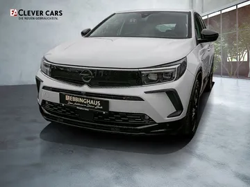 Car image 19