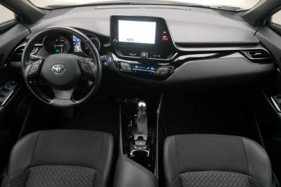 Car image 8