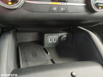 Car image 33