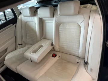 Car image 49