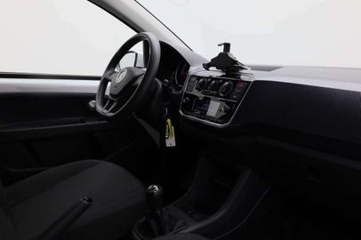 Car image 27