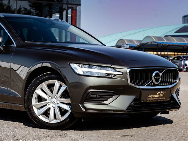 Volvo V60 D3 Geartronic Momentum 110 kW image number 9