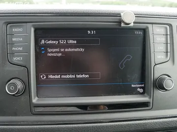Car image 38