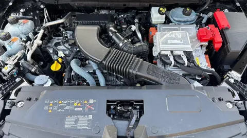 Car image 21