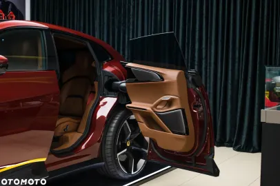 Car image 33