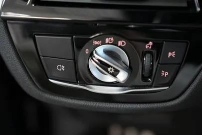 Car image 38