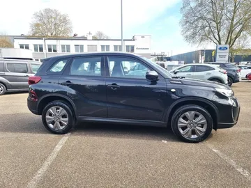Car image 2