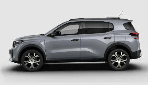 Car image 4