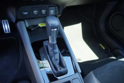 Car image 36