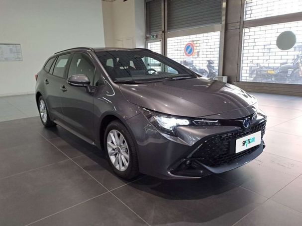 Toyota Corolla 1.8 Hybrid Touring Sports 103 kW image number 2