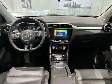 Car image 16