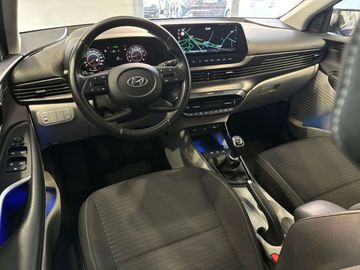 Car image 15