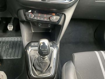 Car image 24