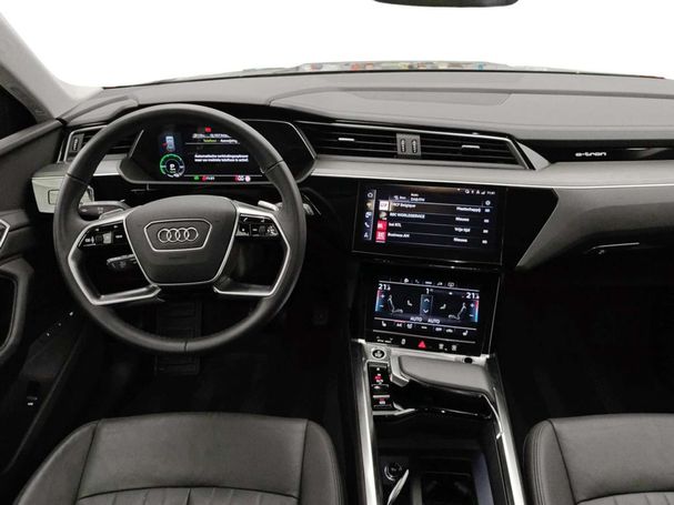 Audi e-tron 55 quattro Advanced 300 kW image number 8