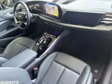 Car image 35