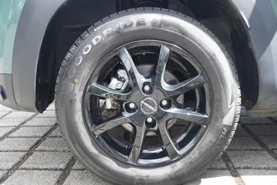 Car image 28