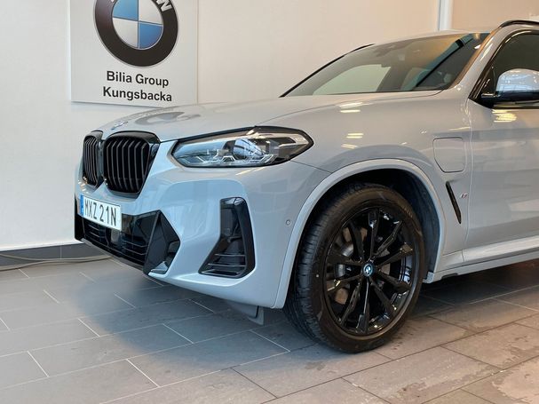 BMW X3 xDrive30e 216 kW image number 2