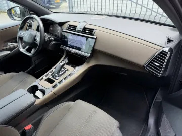 Car image 45