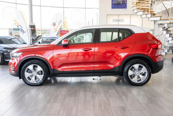 Volvo XC40 AWD 140 kW image number 10