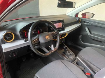 Car image 11