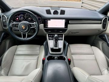 Car image 31