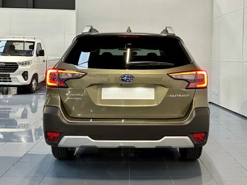 Car image 33