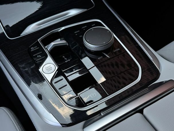 BMW X5 xDrive 220 kW image number 17