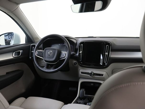 Volvo XC40 T2 95 kW image number 10