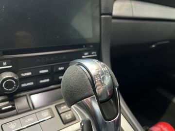 Car image 24