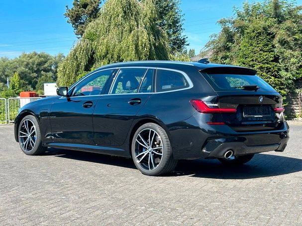 BMW 330 Touring M Sport 185 kW image number 4