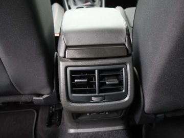 Car image 38