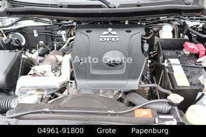 Car image 36