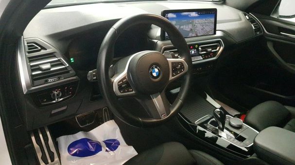 BMW X4 xDrive 140 kW image number 24