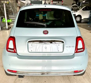Car image 4