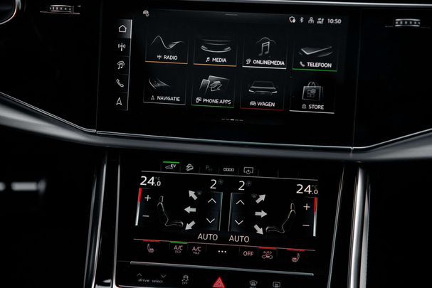 Audi Q8 55 TFSIe quattro 290 kW image number 44