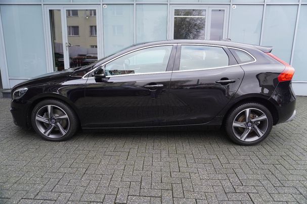 Volvo V40 Momentum 112 kW image number 11