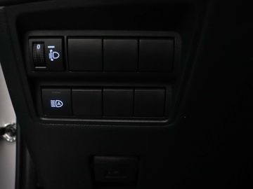 Car image 33