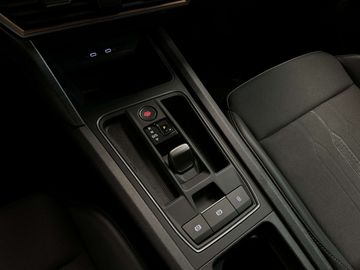 Car image 36