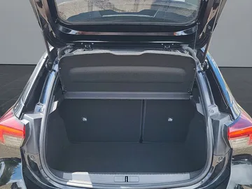 Car image 41