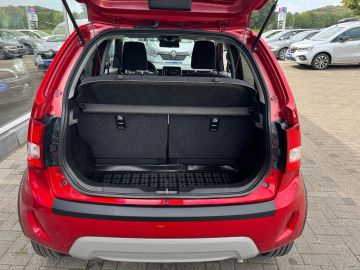 Car image 25