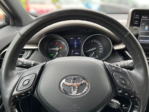 Toyota C-HR 2.0 Hybrid 135 kW image number 18