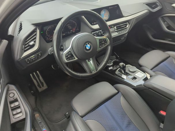 BMW 118i 100 kW image number 9