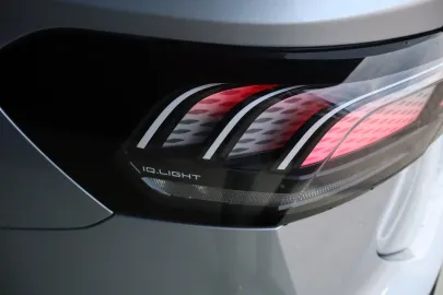 Car image 39