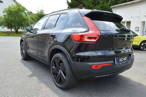 Volvo XC40 B4 Ultra Black Edition 145 kW image number 9