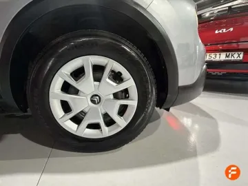Car image 22