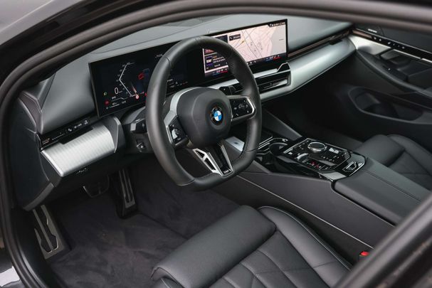 BMW 520i 140 kW image number 9