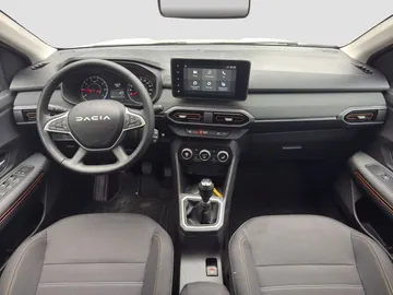 Car image 15