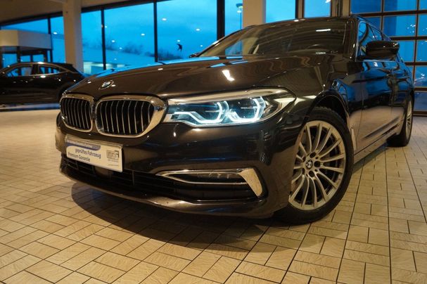 BMW 530d Touring xDrive 195 kW image number 1