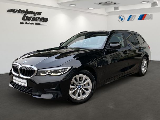 BMW 330 e Touring Advantage 215 kW image number 1