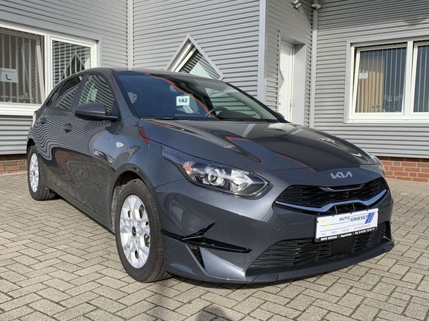 Kia Ceed 1.0 T-GDI 74 kW image number 2